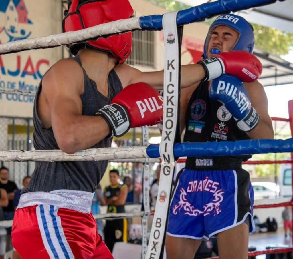 Breno Soares (São Paulo) Vs YanLucas( Espírito santo)copa Brasil no Espírito Santo. LUTA DE BOXE 02 Breno Soares (São Paulo) Vs YanLucas( Espírito santo)copa Brasil no Espírito Santo. LUTA DE BOXE 02